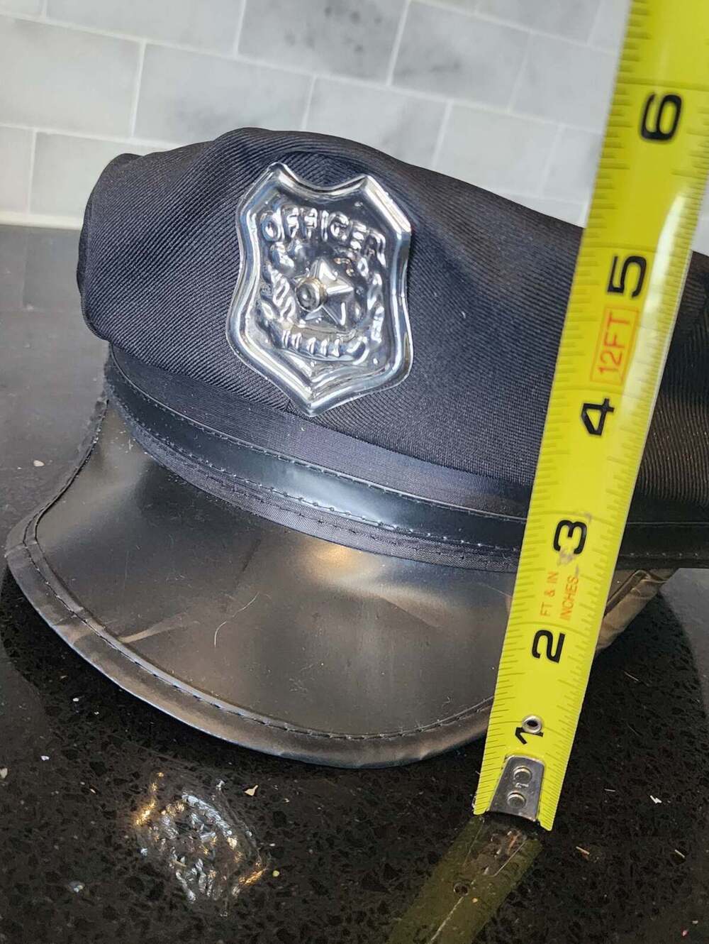🚨 Cop Tease 🚨 - Picture 5 of 11